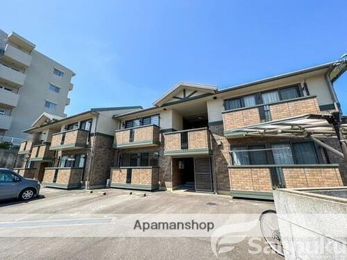 愛媛県松山市朝日ケ丘２丁目 賃貸アパート