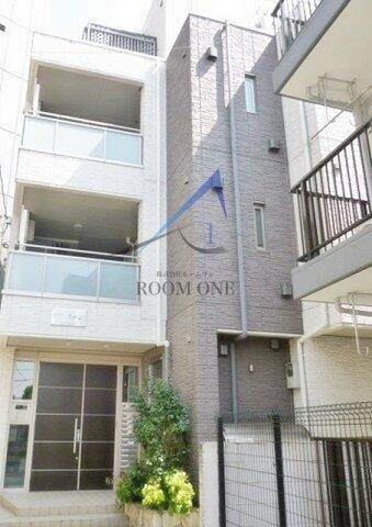 東京都中野区中央２丁目 3階建