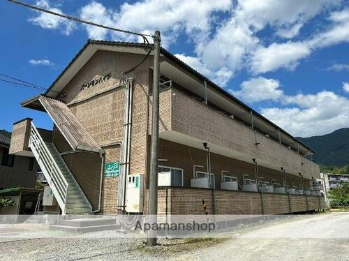 愛媛県宇和島市柿原 賃貸アパート