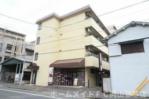 岡山県岡山市北区岡町 築33年12ヶ月 3階建
