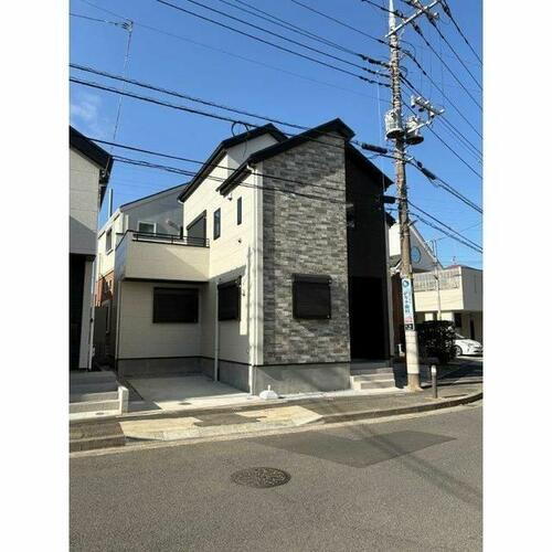 東京都町田市金森１丁目 2階建