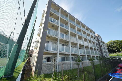 神奈川県川崎市麻生区はるひ野４丁目 築18年10ヶ月 5階建