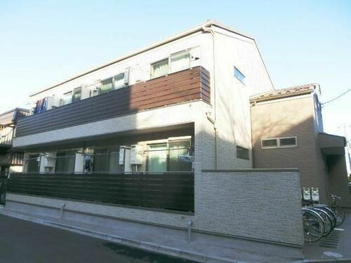 東京都新宿区戸山３丁目 2階建