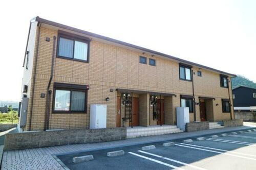 兵庫県西脇市野村町 築12年11ヶ月 2階建