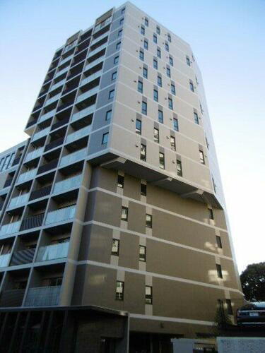 東京都港区六本木５丁目 賃貸マンション