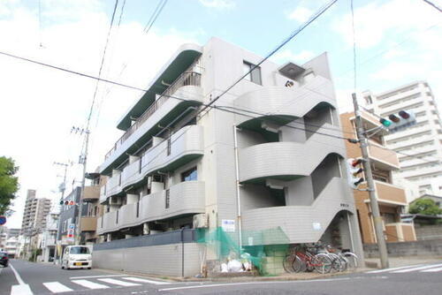 谷崎ビル 4階建