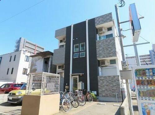 スタート博多 2階建