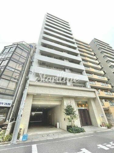 東京都大田区大森北１丁目 13階建