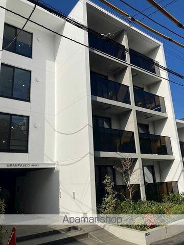 東京都新宿区大久保２丁目 賃貸マンション