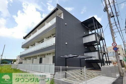 リブリ・Ｅｖｅｒ　ｇｒｅｅｎＩＩ 3階建