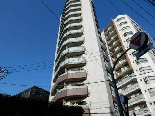 東京都文京区小石川３丁目 15階建