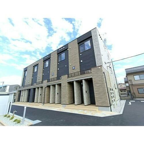 長野県松本市野溝西２丁目 3階建 