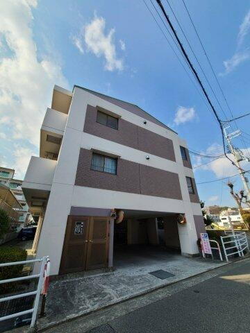 兵庫県宝塚市小林２丁目 3階建 築28年4ヶ月