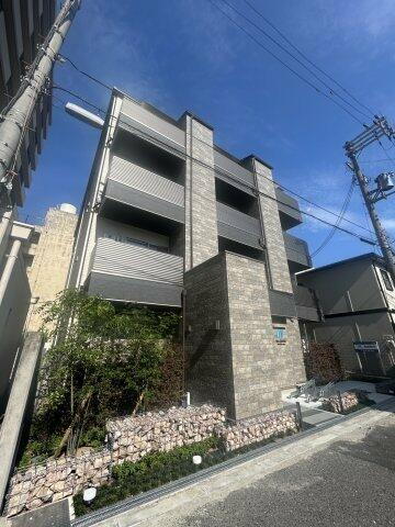 ウェルスクエア長居公園Ⅱ 4階建