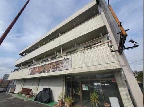 東京都日野市平山５丁目 築37年11ヶ月 3階建