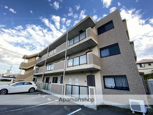 鹿児島県霧島市隼人町住吉 築17年11ヶ月 3階建