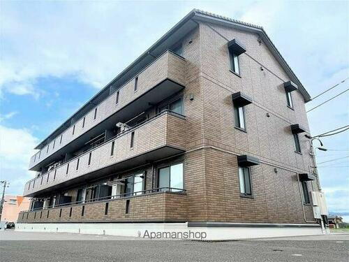 福島県福島市御山字三本松 賃貸アパート