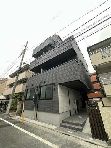 ディアルーム綾瀬 4階建