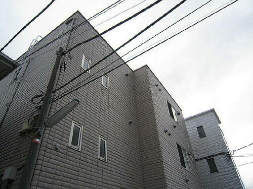 東京都府中市栄町３丁目 築22年10ヶ月 3階建