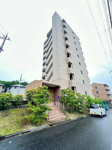 兵庫県神戸市西区前開南町１丁目 9階建