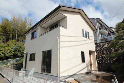 広島県広島市西区己斐上１丁目 賃貸一戸建て