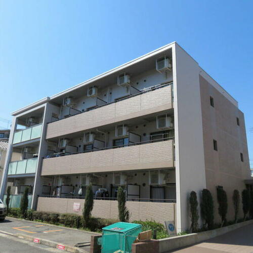 兵庫県西宮市門戸西町 築23年10ヶ月 3階建