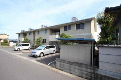 岡山県岡山市北区津島西坂２丁目 賃貸アパート