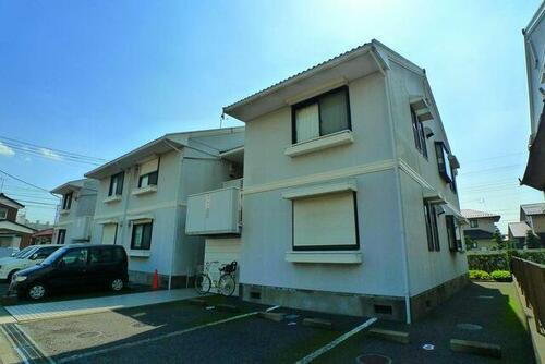 コーポリンクルＡ棟 2階建