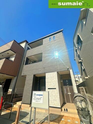 和歌山県和歌山市元寺町南ノ丁 築3年8ヶ月 3階建