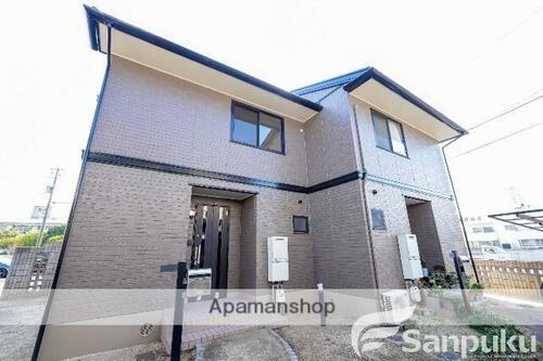 愛媛県松山市和泉南６丁目 テラスハウス