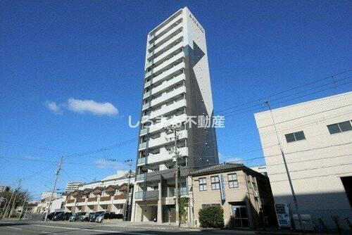 アドバンス大阪ルーチェ 15階建