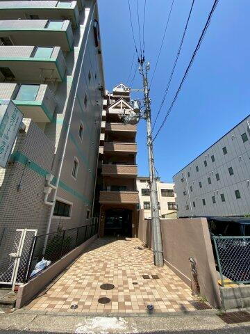 兵庫県神戸市兵庫区塚本通４丁目 10階建
