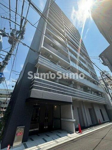 大阪府大阪市西区九条２丁目 15階建