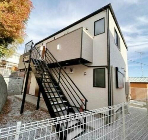 神奈川県横浜市中区仲尾台 賃貸アパート