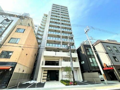 大阪府大阪市西区立売堀１丁目 15階建