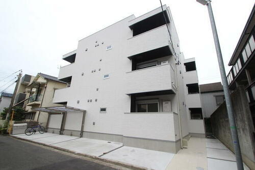 セブンプロート江波西 3階建