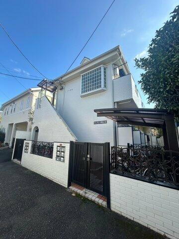 東京都杉並区成田東４丁目 2階建