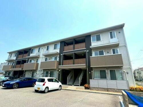 グランアヴァンティⅡ 3階建