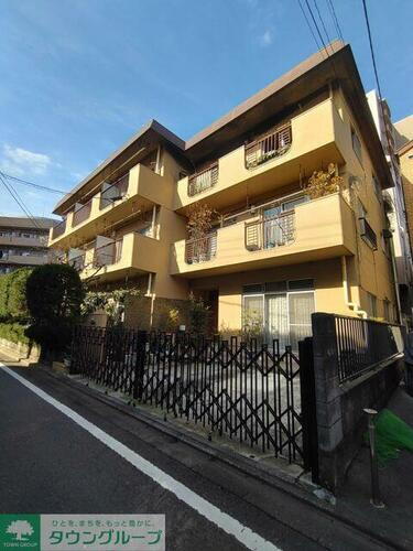 東京都八王子市明神町２丁目 3階建