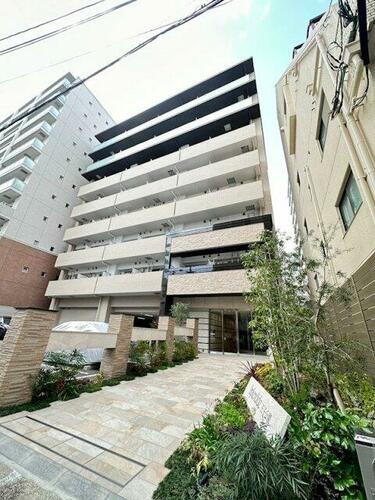 兵庫県神戸市灘区倉石通３丁目 8階建