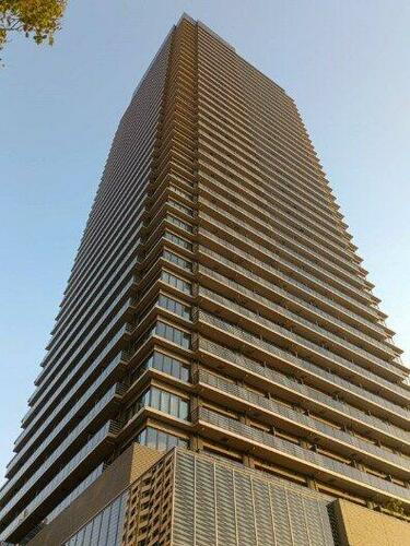 パークタワー西新宿 地上40階地下1階建