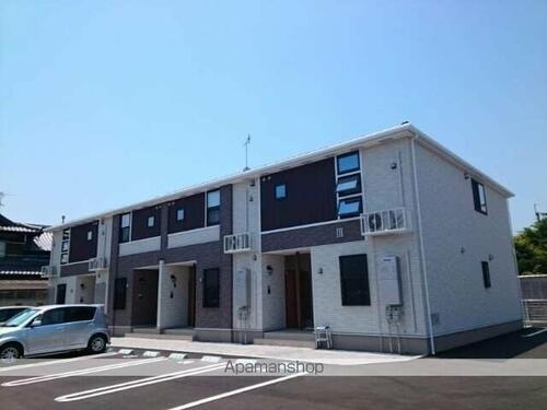 香川県丸亀市飯野町東二 築8年10ヶ月 2階建