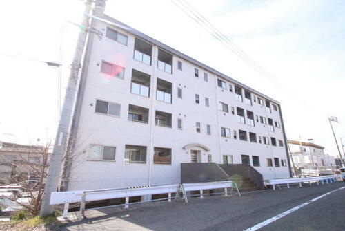 リーベ上東雲 5階建