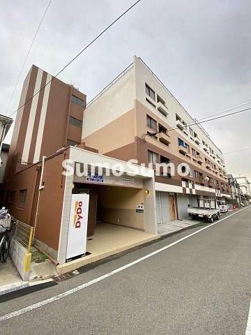 兵庫県西宮市甲子園浦風町 4階建
