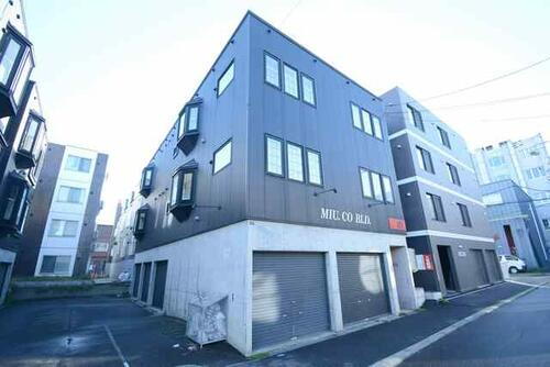 ＭＩＵ．ＣＯ　ＢＬＤ．０１