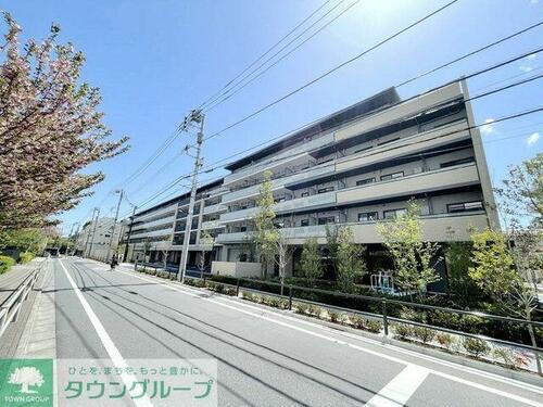 東京都板橋区前野町２丁目 5階建