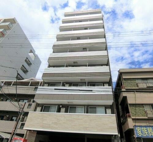 フォレスタ長居 9階建