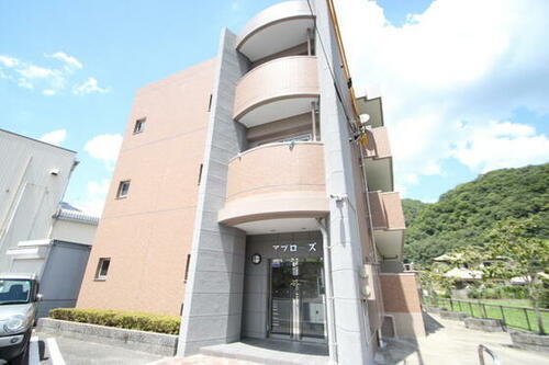 アプロ－ズ 3階建