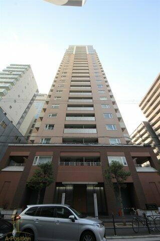 クロスレジデンス大阪新町 25階建