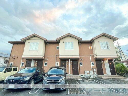 愛媛県松山市立花１丁目 賃貸アパート